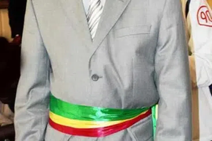 Jaxaay-Parcelles : Le maire Abdoul Aziz Diané impliqué dans un réseau international d’émigration frauduleuse