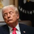 Donald Trump somnole en pleine réunion de cabinet