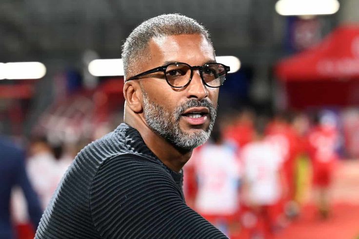 Habib Beye dénonce le mépris de la FIFA pour la CAN et la libération tardive des joueurs