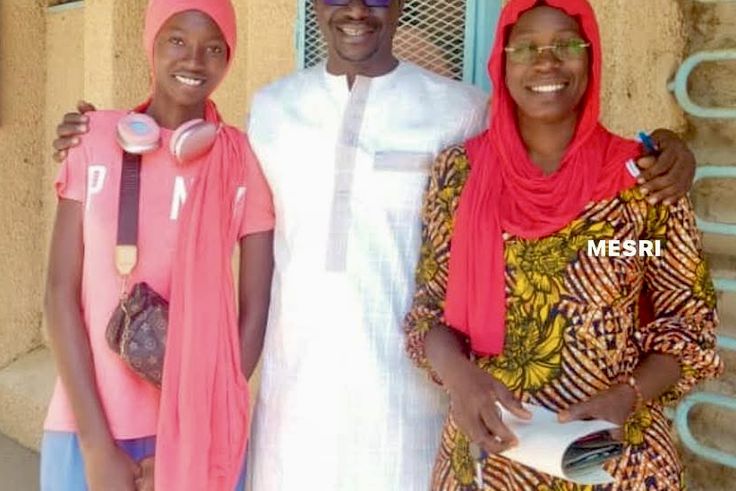 A 49 ans, elle obtient son BAC avec sa fille