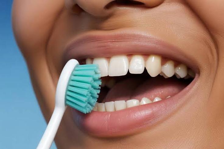 Brossage des dents : une habitude essentielle mais insuffisante