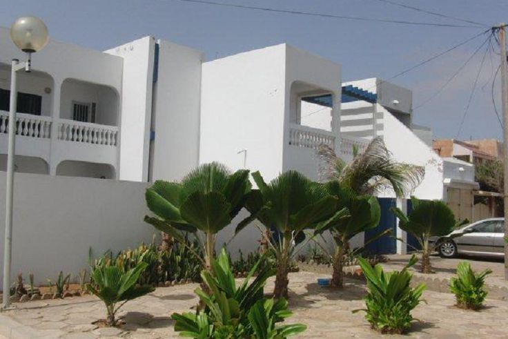 Cité Fayçal : l'Etat expulse 52 familles d'ex ministres et DG...