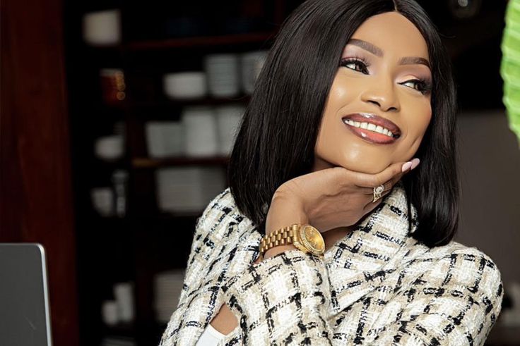 Mbathio Ndiaye met en garde contre les dérives de la chirurgie esthétique