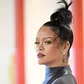 Los Angeles : la résidence de Rihanna visée par des tirs, une suspecte interpellée