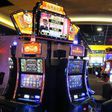 Le "Ndongo daara" perd 4 millions F et détruit la machine à sous du Casino du Terrou-bi