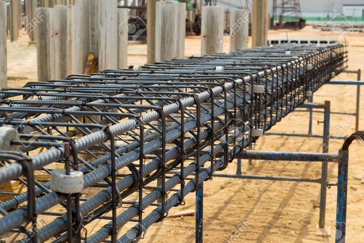 Après le carburant, les prix du ciment et du fer baissent