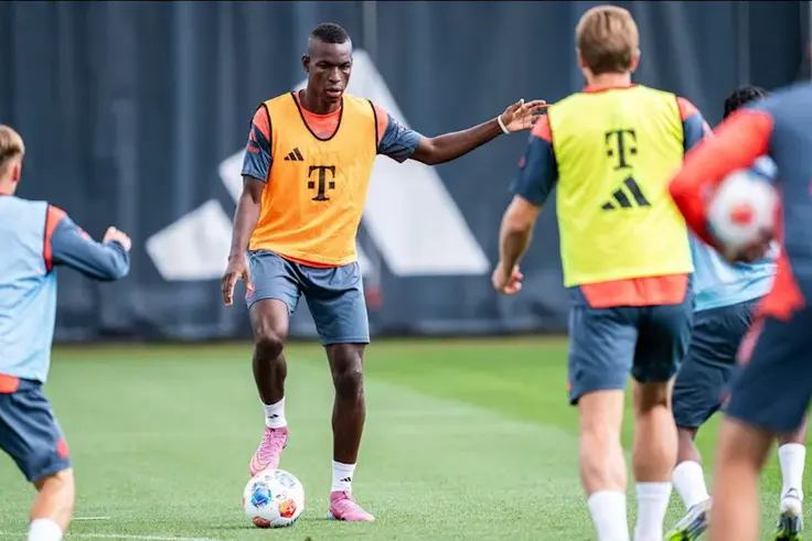 Nicolas Jackson au Bayern : sa première séance d'entraînement et sa présentation au public