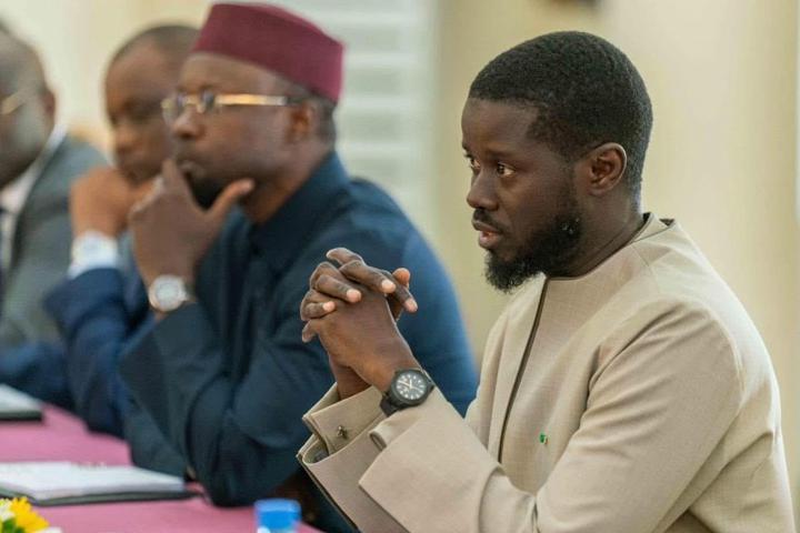 Kiiraay vs Pastef : les atouts de Diomaye et Sonko