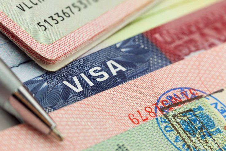 AIBD : Deux individus déférés pour escroquerie au visa et usurpation d’identité
