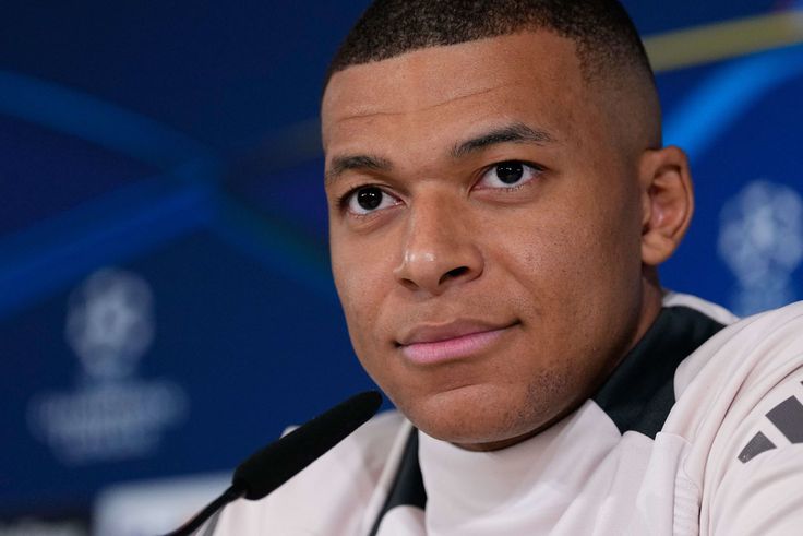 Mbappé réclame 240 millions au PSG, le club riposte avec 180 millions