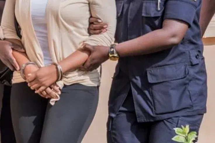 Grand-Dakar : une "marraine" de la drogue arrêtée avec son jeune relais