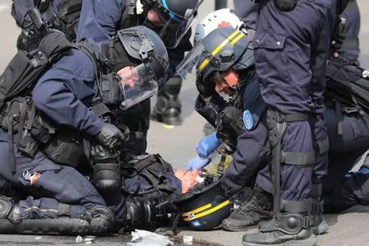 Violences en France : près de 2 400 arrestations et 997 policiers et gendarmes blessés