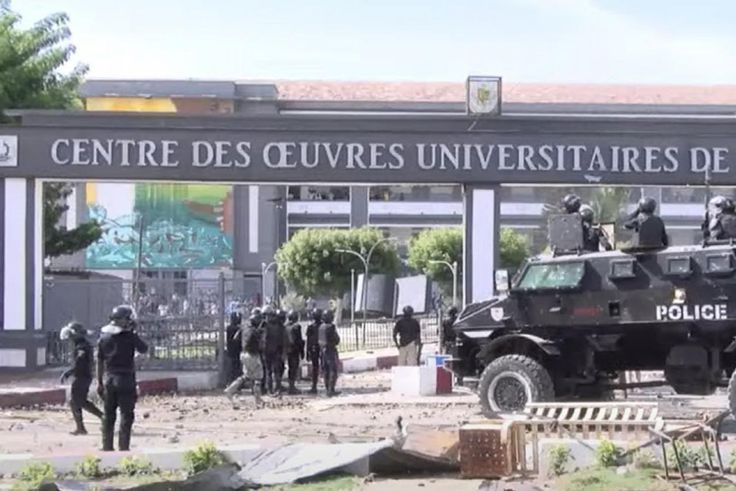 Affrontements à l’UCAD : un incendie déclenché au pavillon A