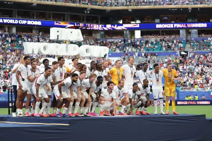 Mondial 2026 : l'Angleterre remporte la petite finale devant la France