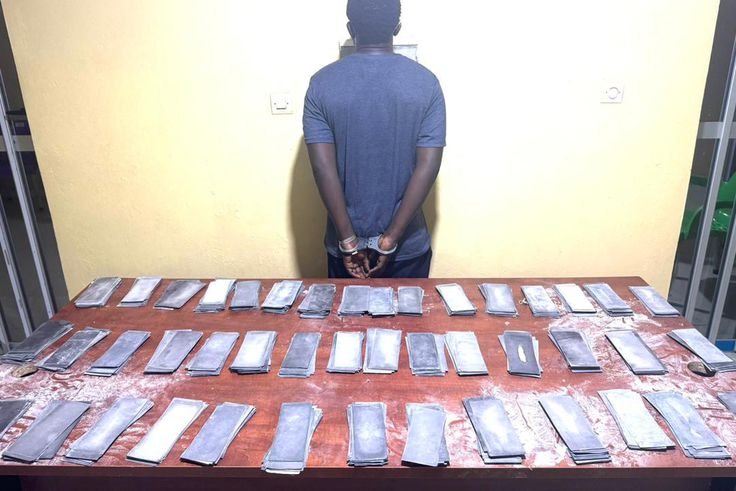 Des billets noirs d’une contrevaleur de plus de 3 milliards 580 millions saisis