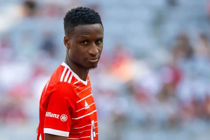 Bouna Sarr vers la retraite, l'annonce fracassante !