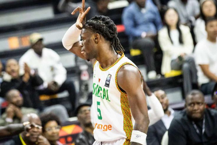 Demi-finale AfroBasket : Le Mali surprend le Sénégal et s’offre une place en finale (88-80)