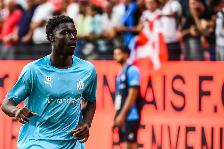 Arsenal et Chelsea contactent l'OM pour Robinio Vaz