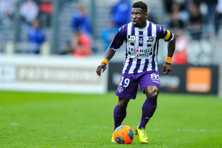 Hépatite B : Serge Aurier dément les rumeurs sur son état de santé