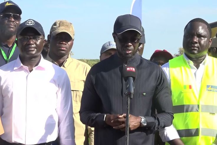 Casamance : Bassirou Diomaye Faye lance les travaux de réhabilitation des routes Ziguinchor–Cap Skirring et Oussouye–Elinkine