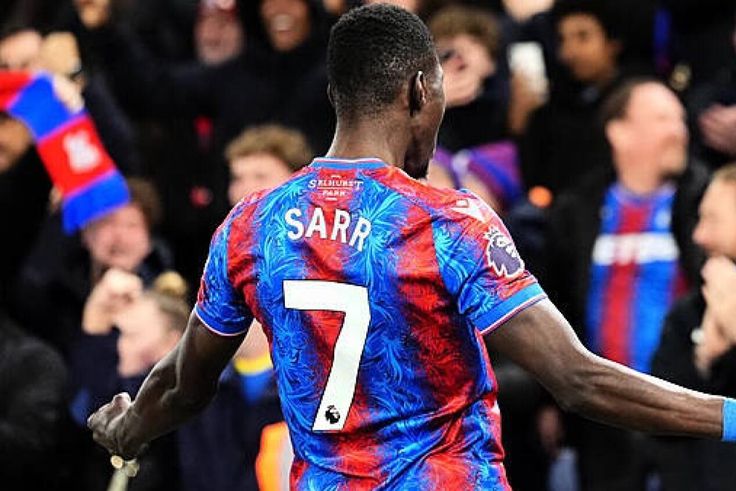 Aston Villa chute lourdement à Crystal Palace avec un doublé de Sarr