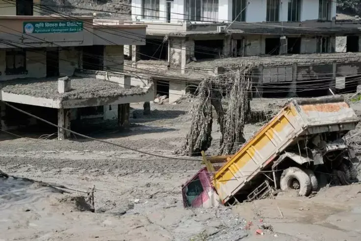 Torrent de boue au Nepal : une ville engloutie, 160 morts, 400 disparus