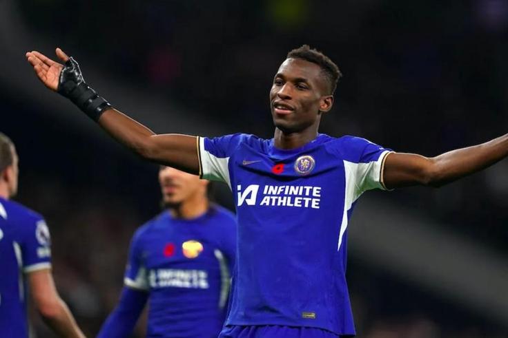 Aston Villa envoie 70 M€ à Chelsea pour Nicolas Jackson !