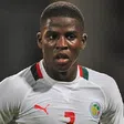 Papy Djilobodji lui doit 7 ans d’arriérés de salaires, le vigile loue la villa pour récupérer son dû