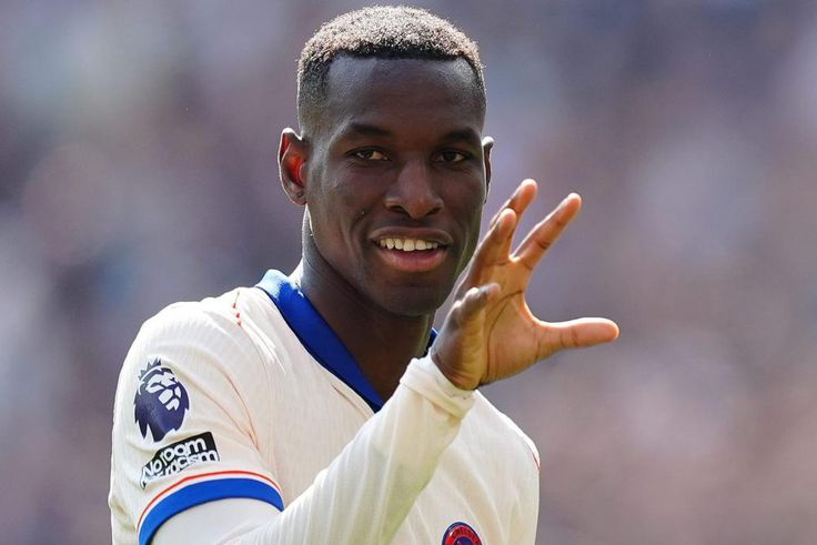 Barcelone et Manchester United intéressés par Nicolas Jackson