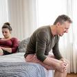 Douleurs au réveil : que peut révéler une douleur persistante au matin ?