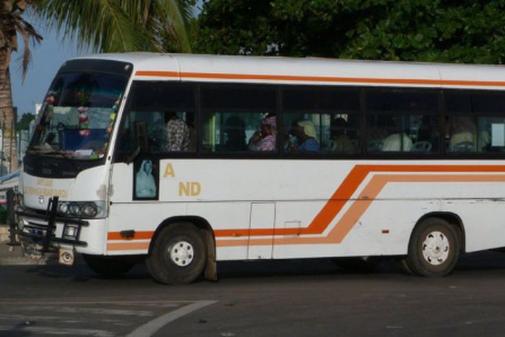 Saint-Louis : l'homme qui effectuait des attouchement sur une fille dans un bus arrêté, c'est un chauffeur de Tata