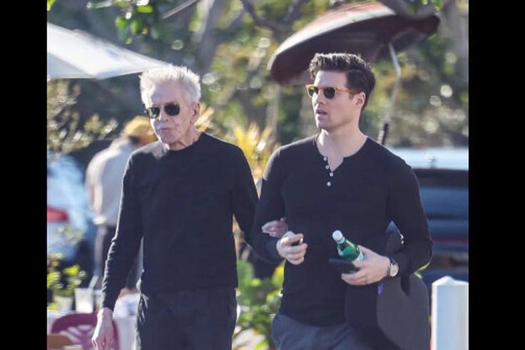 Calvin Klein aperçu à Los Angeles aux côtés de son compagnon Kevin Baker