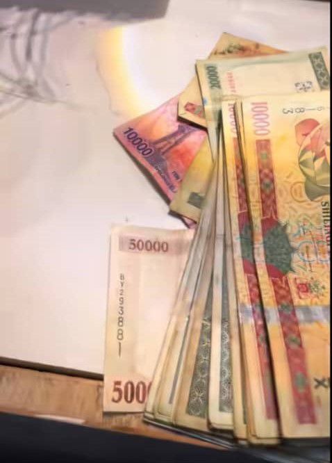 The woman says her late grandfather left her an inheritance that turned out to be a stash of old banknotes that are no longer in circulation.