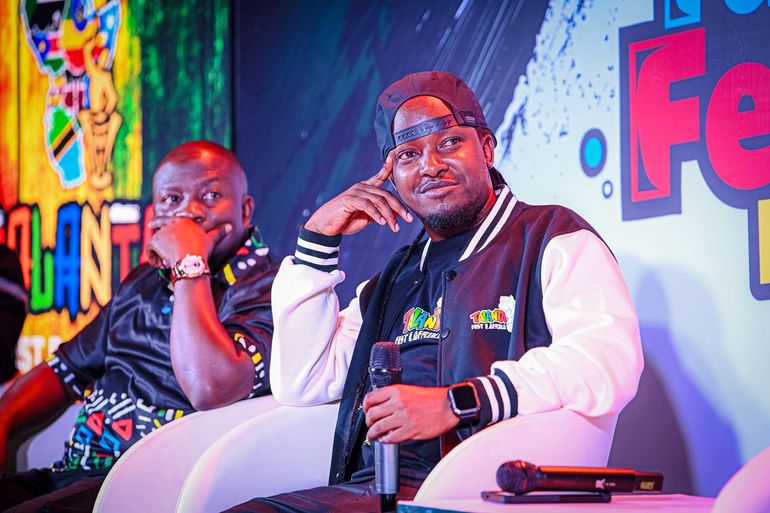 Jackson Mayanja (L) and Bushingtone