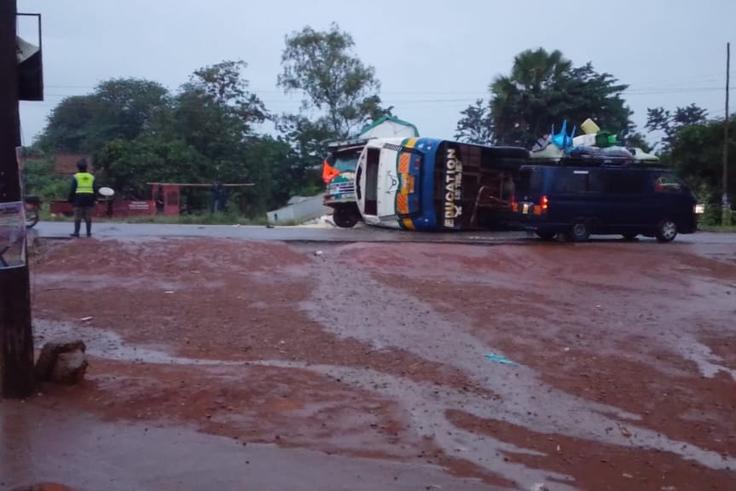 One dead as Gulu Secondary School bus rams Fuso truck 