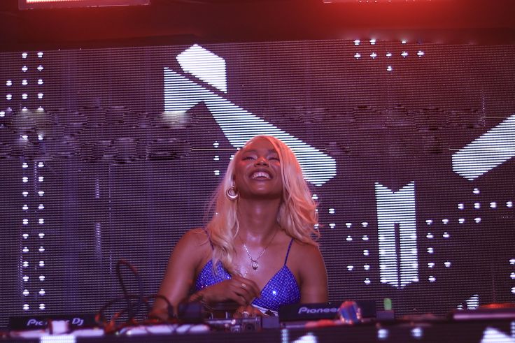 South Africa’s DJ Chelsea Sloan spices up Choplife at Aura