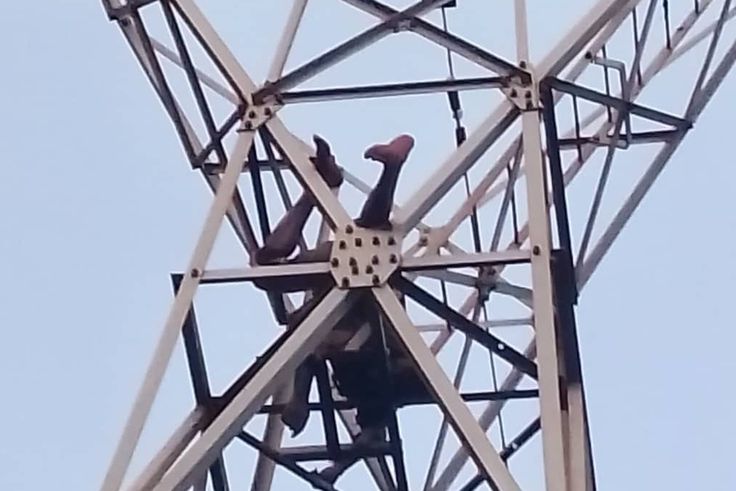 Lugazi man killed while scaling high-voltage electrical tower