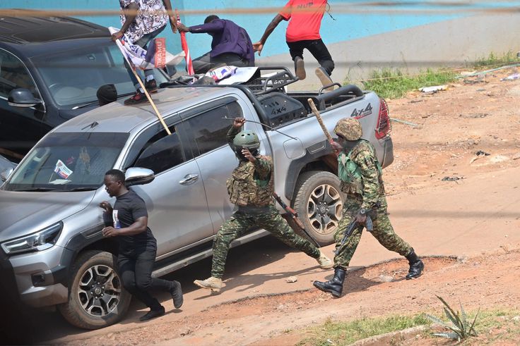 Museveni bans caning of civilians by police, army in New Year message