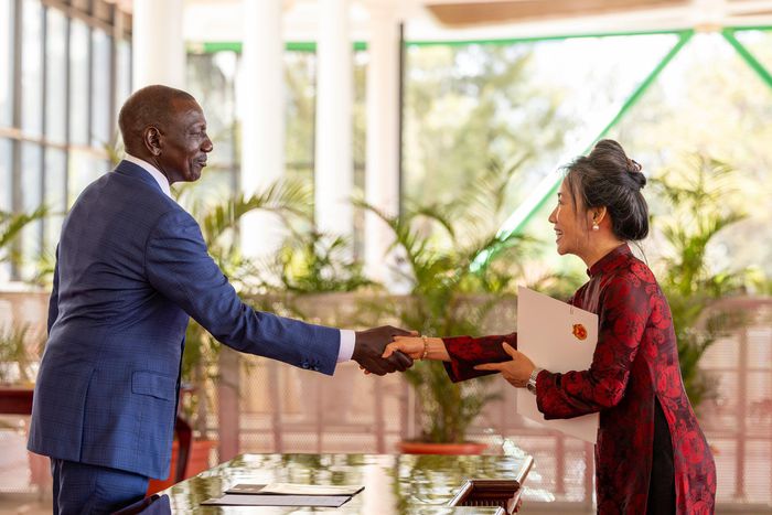 Vietnam Ambassador to Kenya Vu Thanh presents her credentials to President William Ruto at State House, Nairobi