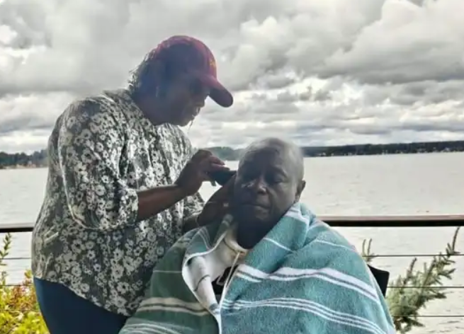 Pastor Dorcas Rigathi shaving Rigathi Gachagua's hair