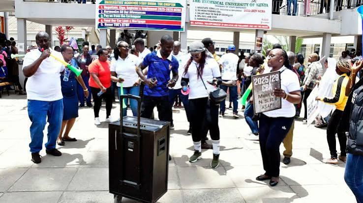 Kenya Universities Staff Union (KUSU), academic staff have vowed to continue their industrial action until the government fully honors their demands and concludes a new Collective Bargaining Agreement (Image: Files)