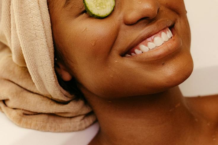 Common causes of dark undereye circles, ways to reduce them