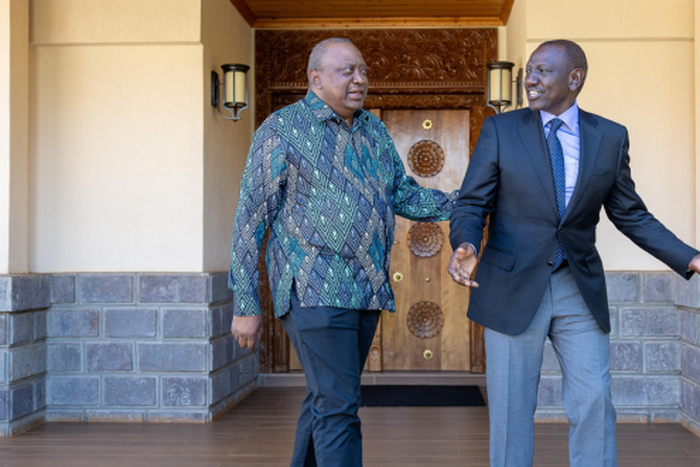 President William Ruto pays a visit to his predecessor former President Uhuru Kenyatta at his Gatundu South home
