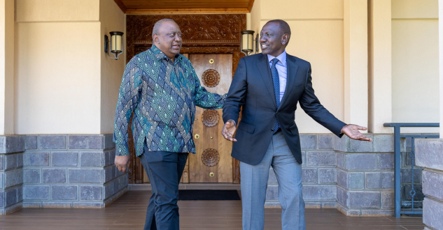 President William Ruto pays a visit to his predecessor former President Uhuru Kenyatta at his Gatundu South home