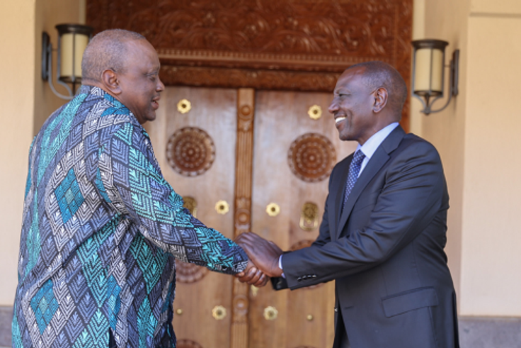 President William Ruto pays a visit to his predecessor former President Uhuru Kenyatta at his Gatundu South home