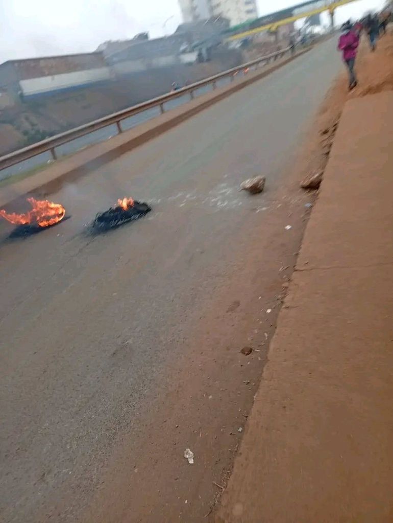 A section of the Southern Bypass is blocked with fires lit by unidentified groups