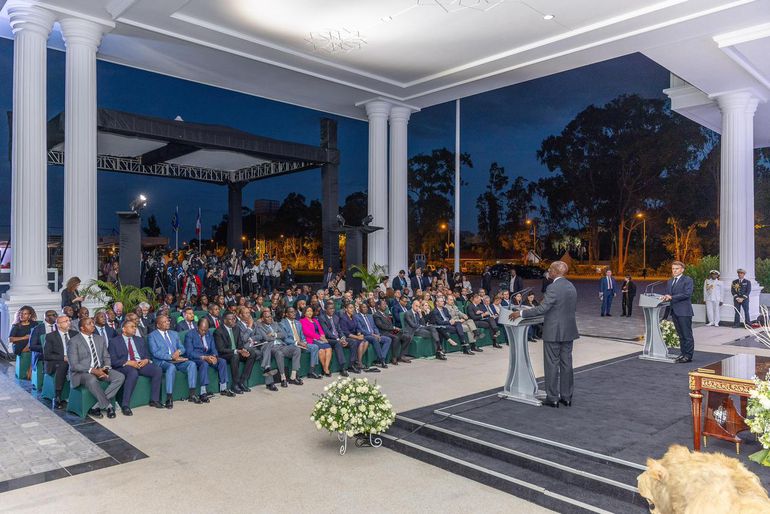 President William Ruto and French President Emmanuel Macron in State House Nairobi