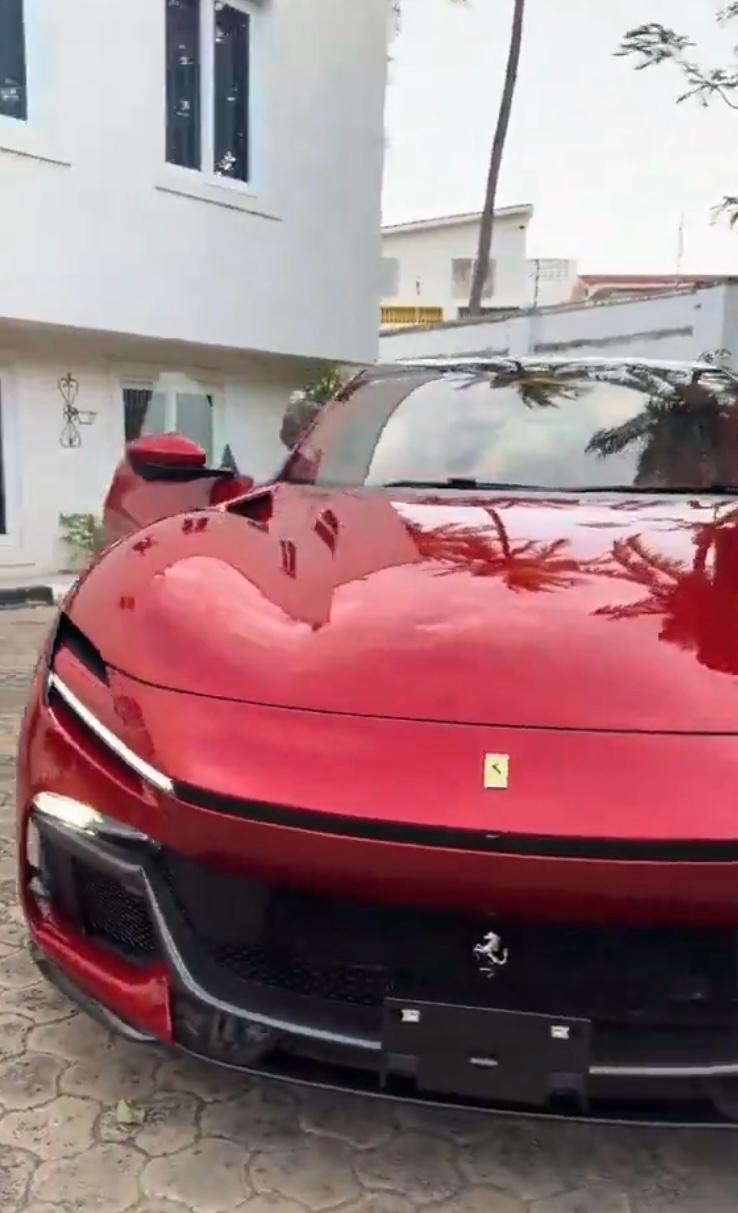 Ferrari Purosangue.