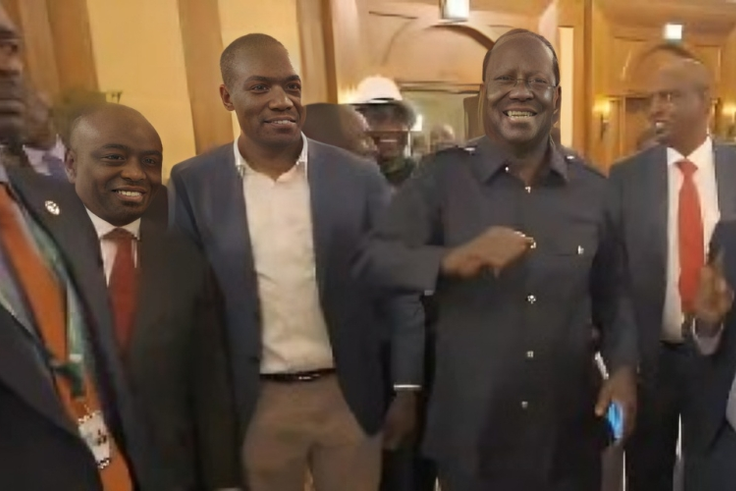 Raila & Ruto hang out with Kenyan delegation in Addis Ababa after AUC defeat