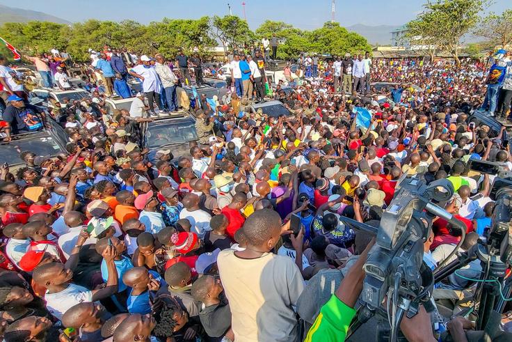Homa Bay becomes battleground, as ODM's succession war spills into the streets